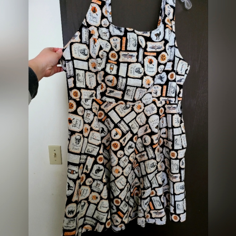 Retrolicious Halloween ticket print dress